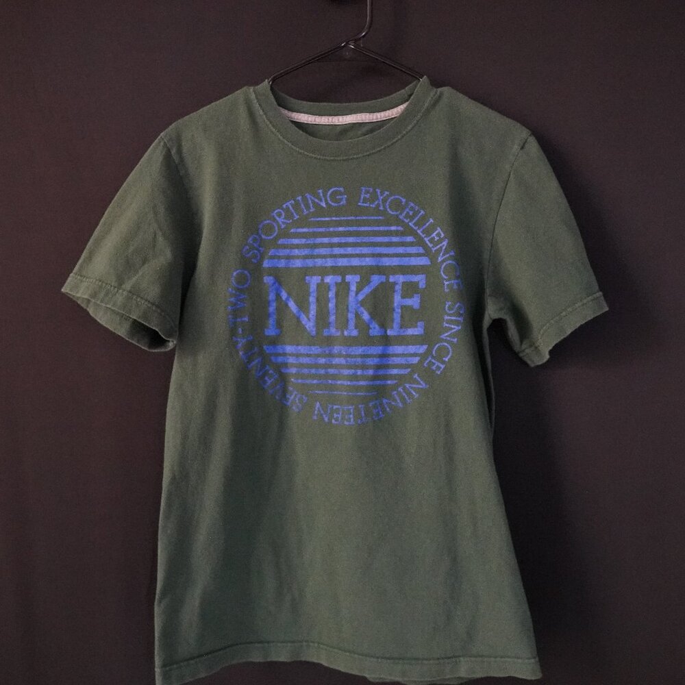 Nike T Shirt